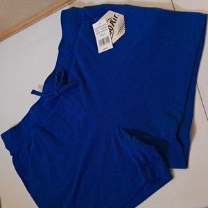 Ladies Terry cloth knit shorts by 360 Air NWT - blue